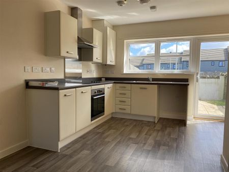 2 bedroom terraced house to rent - Photo 4