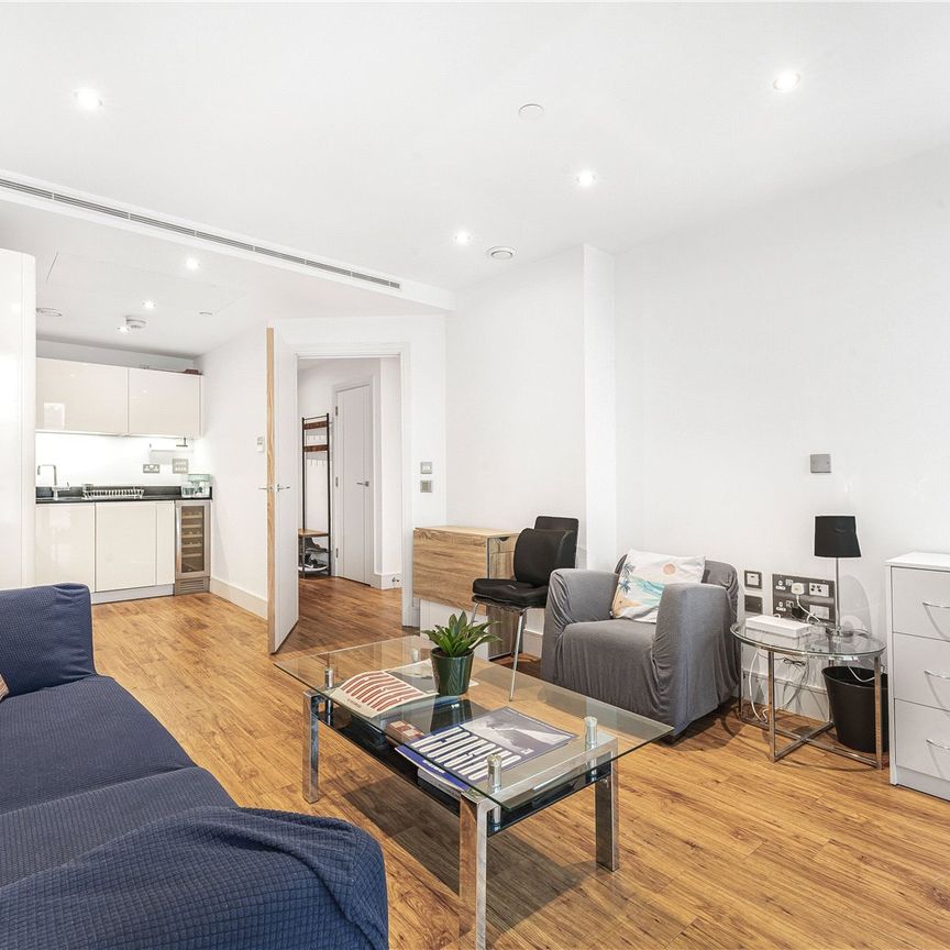 Alie Street, Aldgate, London, E1 8NG - Photo 1