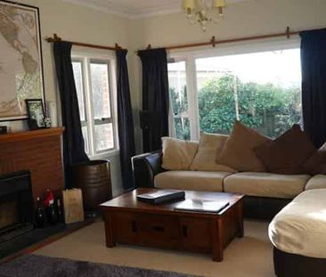 Car Lovers Delight - Photo 3