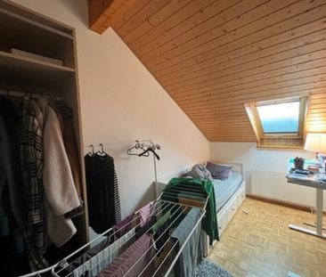 Proche de Nyon, bel appartement de 3,5 pièces dans les combles - Photo 2