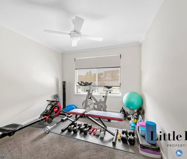 22 Edgeworth Parade, Coombs ACT 2611 - Townhouse For Rent | Domain - Photo 6
