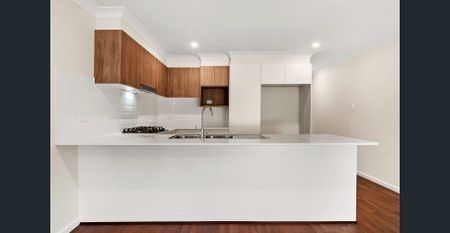 3 Bed 2 Bath Duplex - Photo 4