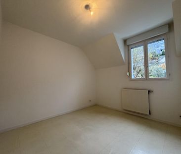 Location Appartement 4 pièces 81m² LE BOURGET DU LAC 73370 - Photo 1