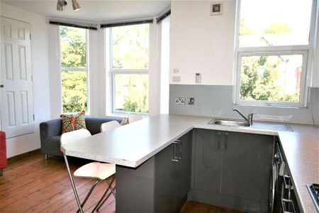 Old Lansdowne Road, West Didsbury, Manchester, M20 - Photo 4
