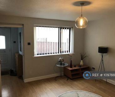 2 bedroom semi-detached house to rent - Photo 1