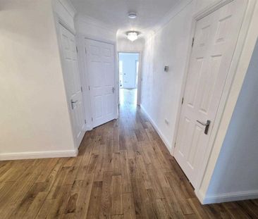 South Ferry Quay - Photo 2