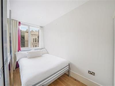Kingswater Place, SW11 - Photo 3