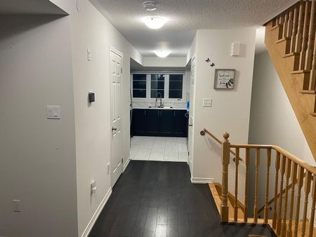 For Lease - 2390 Chevron Prince Path, Oshawa, Ontario - Photo 4