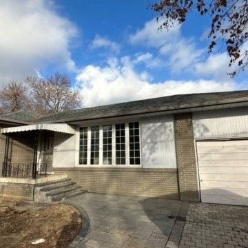 For Lease - 217 Brighton Avenue Unit# Basement, Toronto, Ontario - Photo 1