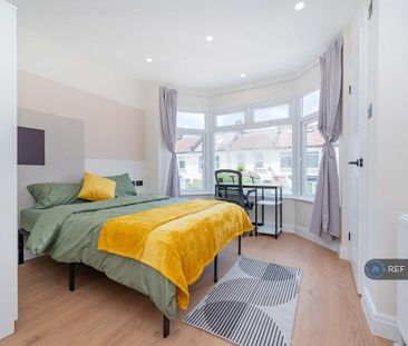 1 bedroom in a house share to rent - Photo 5