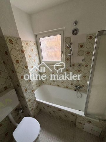 Helle und stilvolle 1-Zimmer-Wohnung mit EBK und Balkon - Photo 2