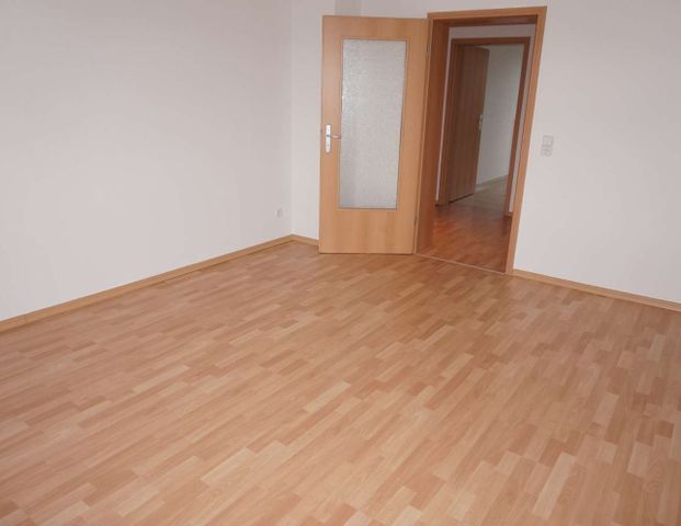 Frei ab 1.1.25 -/Küche mit Balkonzugang / im 2. OG!! - Photo 1