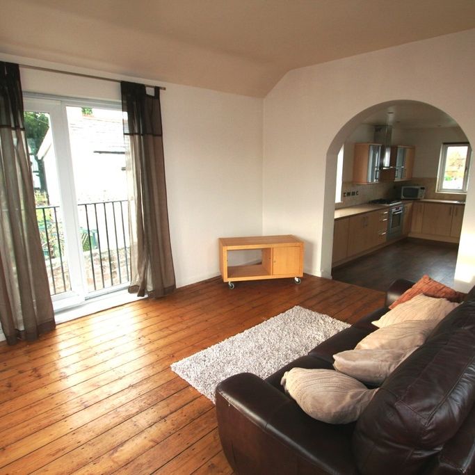 2 Bedroom FLAT, Chester - Photo 1