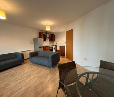 2 bedroom apartment to rent - Photo 4