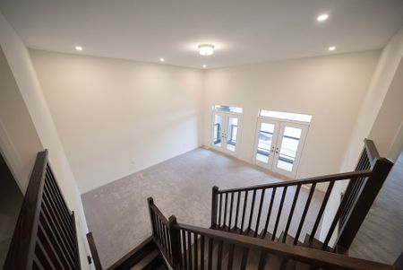 For Lease - 9 Tarrison Street, Brantford, Ontario - Photo 2