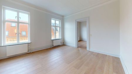 NYRENOVERET 2-værelses med altan og unik placering ved Frederikstorv - Photo 2