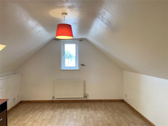 4 bedroom bungalow to rent - Photo 1