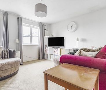 Queens Road, Guildford, Surrey, GU1 - Photo 2