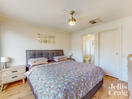 2/23 Jeffrey Street, Bentleigh - Photo 2