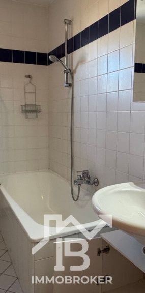 2-Zimmer Dachgeschosswohnung mit Balkon in Perg zu vermieten! - Foto 1