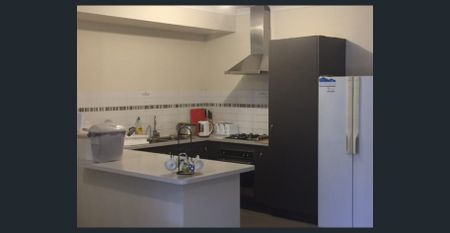 Furnished Room Available !! Be Quick!! - Photo 4