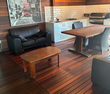 Victoria Park - Photo 4