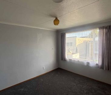 Family home in time for Christmas - Photo 3