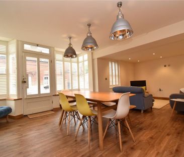 3 bedroom maisonette to rent - Photo 3