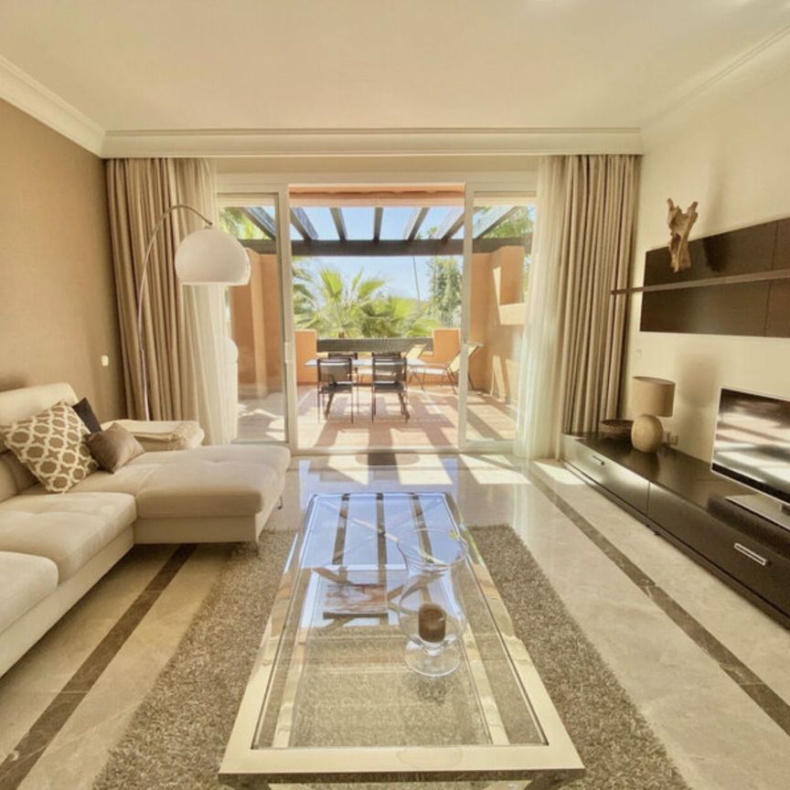 Middle Floor Apartment in Nueva Andalucía - Photo 1