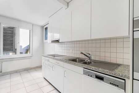 5.5-Zimmerwohnung mit eigener Dachterrasse zu vermieten - Photo 2