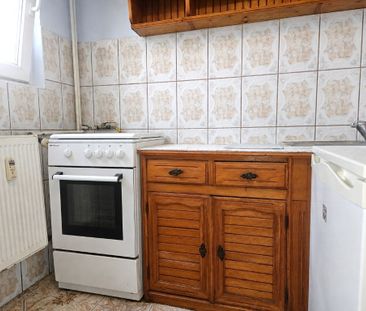 Chirie garsoniera, zona Confectii langa Universitate ”Vasile Goldis” - Fotografie 3