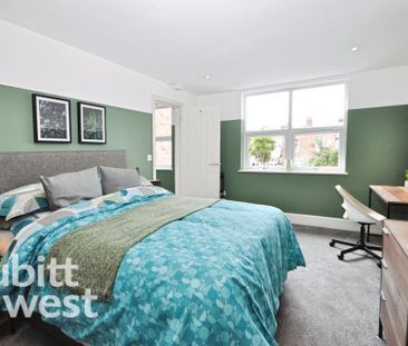 1 bedroom in a house share to rent - Photo 3
