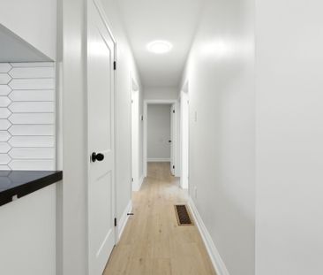 For Lease - 929 Upper Ottawa Street Unit# A, Hamilton, Ontario - Photo 3