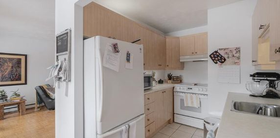 Appartement 4 ½ à louer Sainte-Foy / Sillery juillet 2026 - Photo 2