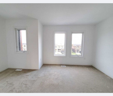 For Lease - 19 Fairlane Avenue, Barrie, Ontario - Photo 4