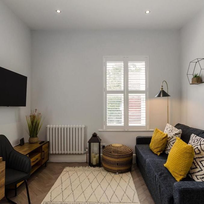 1 bedroom flat to rent - Photo 1