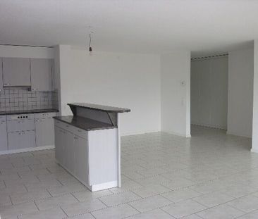 Luminous 3.5-room apartment in Kölliken - Foto 3