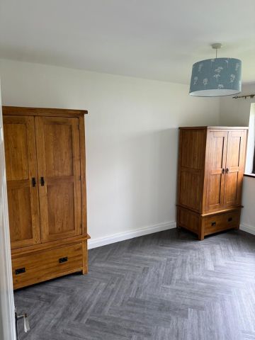 2 Bed Flat, Castlebar Road, W5 - Photo 3