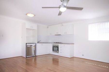 Apply Now - Century 21 &vert; the Paramount Group &ast;Granny Flat&ast; - Photo 3