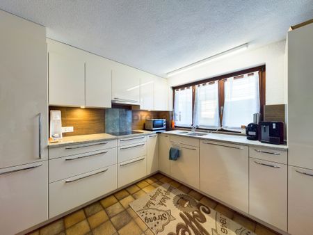 Familienparadies: Einfamilienhaus mit 6.5 Zimmern in Widnau - Photo 3