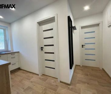 K pronájmu útulný byt 3+1 v přízemí – ideální pro klidné bydlení i ... - Photo 3