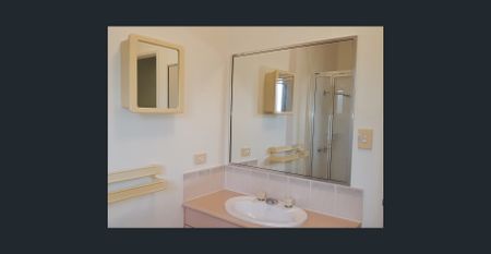 Perfect Family Home - Photo 4