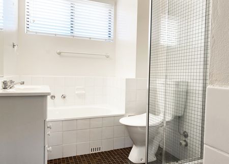 24/120 Burns Bay Road, Lane Cove NSW 2066 - Apartment For Rent | Domain - Photo 3