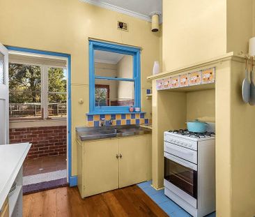 Character Filled Home in Prime Ashburton Location - Photo 4