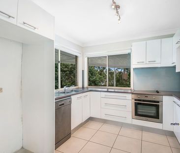 Outstanding location and Secure Complex!! - Photo 4