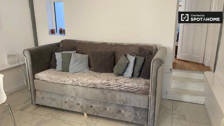 2-bedroom house for rent in South City Centre, Dublin - Photo 2