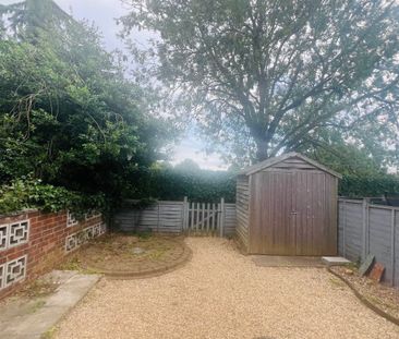 The Limes, Wittering, PETERBOROUGH - Photo 4