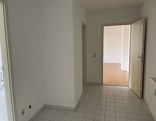 ***Studenten - Pendler aufgepasst! Ruhige Hinterhofwohnung im Bahnhofsviertel - Photo 1