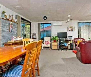 3-Bedroom House in Unsworth Heights. - Photo 1