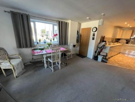 2 bedroom property to rent in Paignton - Photo 2